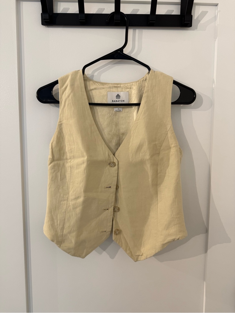 Babaton Pale Yellow Linen-Blend V-Neck Button Vest